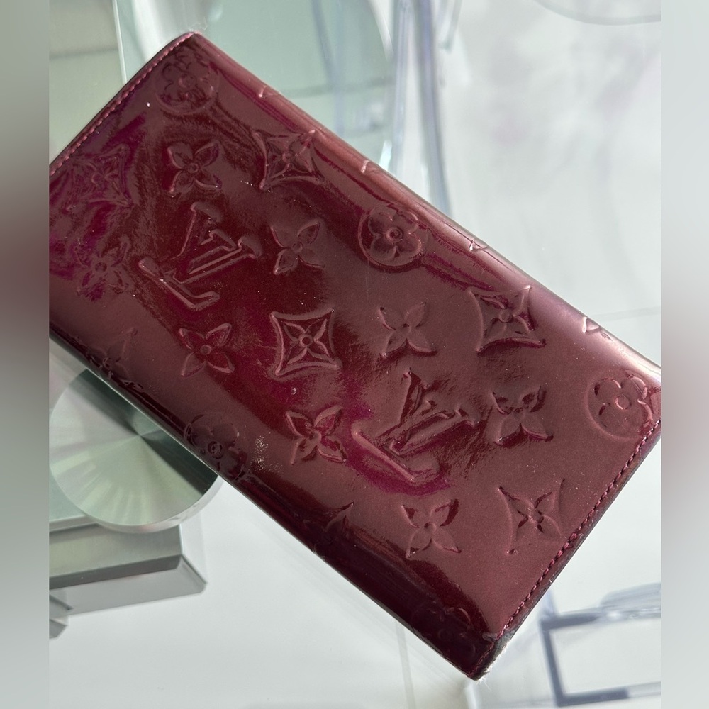 Louis Vuitton Burgundy Wallet with Signature Monogram - Picture 5 of 14